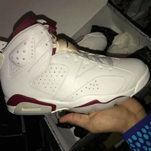 Maroon 6s